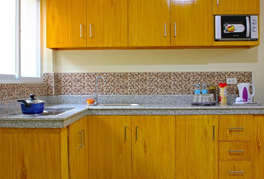Laciaville Resort And Hotel Lapu-Lapu City Zewnętrze zdjęcie